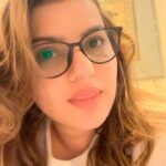 Madhu Sharma Instagram - 😂😂😂😂😂😂😂 #ree #reels #comedyreels #viralreels #laughter #laughteristhebestmedicine