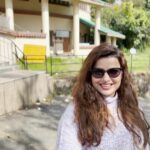 Madhu Sharma Instagram - 🛕 चार धाम एक दिन में 🛕 The Sikkim Series… Check on my YouTube channel “The world of Madhu Sharma“ #chardham #chardhaamyatra #sikkim #sikkimtourism #sikkimdiaries #explore #explorepage #explorepage✨ #exploreeverything #exploreindia #badrinath #kedarnath #yamnotri #gangotri Chardham Temple Complex, Namchi, South Sikkim