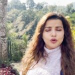 Madhu Sharma Instagram - New vlog is out… check on my you tube channel “The world of madhu sharma “ #clubmahindra #clubmahindraresort #clubmahindralevintuna #resorts #sikkim #gantok #sikkimtourism #sikkimdiaries #explorepage #explore #exploremore #exploreeverything #exploreindia Gantok,sikkim
