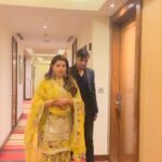 Madhu Sharma Instagram - Soch raha tha instagram band kar doon 😂😂😂😂😂 #ree #reels #reelsinstagram #reelsvideo #reelitfeelit #reelsindia #reelkarofeelkaro #réel #viral #viralvideos #viralreels #viralpost #viralposts #comedy #comedyvideos #comedyreels #comedia #laugh #laghter
