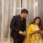Madhu Sharma Instagram - Mere pass tere papa ka number hai 😂😂😂😂😂 #ree #reels #reelsinstagram #reelsvideo #reelsindia #reef2reef #reelviral #reelkarofeelkaro #viralvideos #viral #viralreels #comedy #comedyvideos #comedyreels