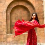 Maera Mishra Instagram - Need more confidence? Wear Red❤️ Outfit by @nehamtaonline 🌸 PR by @ashwanivolvorine #redsuit #red #indian #indianfashion