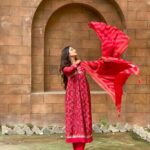 Maera Mishra Instagram - Need more confidence? Wear Red❤️ Outfit by @nehamtaonline 🌸 PR by @ashwanivolvorine #redsuit #red #indian #indianfashion