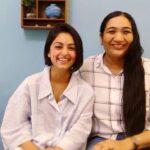Maira Doshi Instagram - De-tox Ayurveda sessions with this super amazing Dr @drarti.ayurveda @roley_tm The main aim for me to do an ayurvedic detox session was to eliminate toxins from the body and restore balance. During my ayurvedic detox session, I was examined by doctor Aarti who determined my dosha or my body type. Based on my dosha, a personalized treatment plan was created for me which had included a combination of dietary changes, herbal supplements, massage, and other Ayurvedic therapies. The course (called VIRECHAN) helped me to improve my overall health and well-being. It released toxins from my body, promoted relaxation, boosted my immune system, and improved skin and hair health. It’s now my favorite place for skin and hair. PS: Look at her gorgeous hair, isn’t it longer than rapunzel ? ;) Thank you @drarti.ayurveda @roley_tm for giving me a lovely experience. :) Cheers!