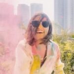 Maira Doshi Instagram - Geared up for Holi with HOLIstic self-care essentials by @kimirica.shop🎉✨ My top recommendations for Pre & Post Play rituals👇 ✔️SPF 50+, PA+++ Glow Sunscreen ✔️100% Natural Coconut Oil ✔️Purifying Face Wash ✔️Rice Powder Body Scrub P.S.: I really loved their After Sun Lotion… it literally instantly cools, hydrates & soothes my color-exposed irritated skin, and treats sunburns too🫶🏻 Enjoy the festival of colors, worry-free with KIMIRICA! #Kimirica #HOLIsticare #Holi2023 #selfcare Shot and Edit by: @ayu.agnihotri