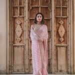 Maira Doshi Instagram - Wishing you all a very Happy Diwali 🪔 #Diwali2023 This stunning outfit by stunning people @vanaethnics ❤️ Jewellery: @copper_art_jewellery