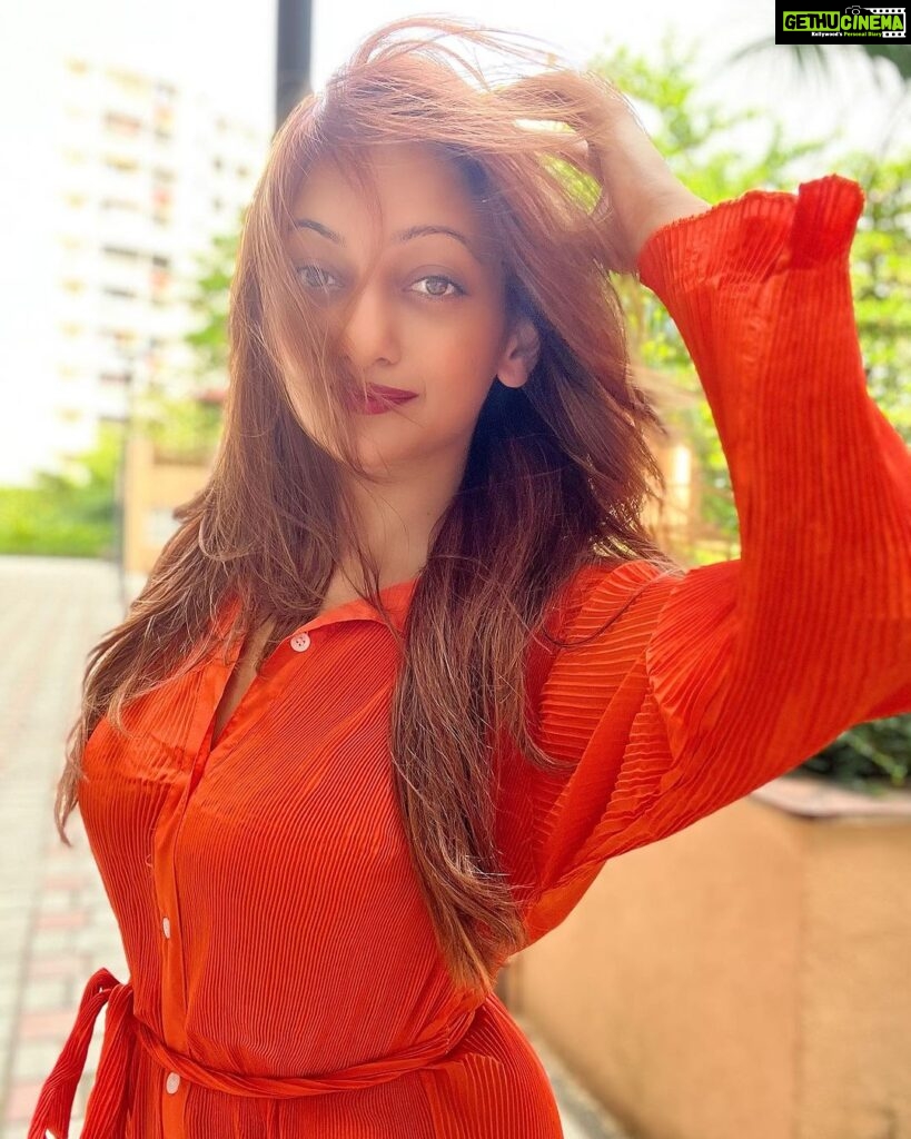 Manasi Naik Instagram - It’s the RECIPROCITY for me. I deserve to be FILLED the same way I pour…👱🏻‍♀️ Thank you Universe 💫 I will Not Give Up Growing Glowing And Healing ❤️‍🩹 #ManasiNaik #Actor #Performer #Beingme #OnMyOwn #Beauty #OOTD #fashionstyle #MyStyle #Secret #grattitude #Happy #survivor #Growing #Glowing #WorkingHard #WatchMeGrow #ThankYou #SelfRealisation #survivor #Cultured #Morals #Focused #mentalhealthawareness #MentalPeace #NewDreams #NeverGiveUp #newbeginnings 🧿 #CatMomOf12