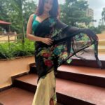Manasi Naik Instagram - Before I stoop to your level I’ll show you how you aren’t on mine 💋 One thing about me … I will always move with love ❤️ Integrity 🫶🏻 And Pure intentions 🤞🏻 Kuch der Aur…😈🤙🏻!!! Thank you Universe 💫 I will Not Give Up Growing Glowing And Healing ❤️‍🩹 #ManasiNaik #Actor #Performer #Beingme #OnMyOwn #Beauty #OOTD #fashionstyle #MyStyle #Secret #grattitude #Happy #survivor #Growing #Glowing #WorkingHard #WatchMeGrow #ThankYou #SelfRealisation #survivor #Cultured #Morals #Focused #mentalhealthawareness #MentalPeace #NewDreams #NeverGiveUp #newbeginnings 🧿 #CatMomOf12