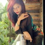 Manasi Naik Instagram - Before I stoop to your level I’ll show you how you aren’t on mine 💋 One thing about me … I will always move with love ❤️ Integrity 🫶🏻 And Pure intentions 🤞🏻 Kuch der Aur…😈🤙🏻!!! Thank you Universe 💫 I will Not Give Up Growing Glowing And Healing ❤️‍🩹 #ManasiNaik #Actor #Performer #Beingme #OnMyOwn #Beauty #OOTD #fashionstyle #MyStyle #Secret #grattitude #Happy #survivor #Growing #Glowing #WorkingHard #WatchMeGrow #ThankYou #SelfRealisation #survivor #Cultured #Morals #Focused #mentalhealthawareness #MentalPeace #NewDreams #NeverGiveUp #newbeginnings 🧿 #CatMomOf12