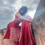 Manasi Naik Instagram - I’m a Very very Boring Baby ! All I do is Work Hard,Make Money And Come Home 🏡❤️🫶🏻 Kuch Der Aur…☔️ Thank you Universe 💫 I will Not Give Up Growing Glowing And Healing ❤️‍🩹 #ManasiNaik #Actor #Performer #Beingme #OnMyOwn #Beauty #OOTD #fashionstyle #MyStyle #Secret #grattitude #Happy #survivor #Growing #Glowing #WorkingHard #WatchMeGrow #ThankYou #SelfRealisation #survivor #Cultured #Morals #Focused #mentalhealthawareness #MentalPeace #NewDreams #NeverGiveUp #newbeginnings 🧿 #CatMomOf12