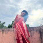 Manasi Naik Instagram - I’m a Very very Boring Baby ! All I do is Work Hard,Make Money And Come Home 🏡❤️🫶🏻 Kuch Der Aur…☔️ Thank you Universe 💫 I will Not Give Up Growing Glowing And Healing ❤️‍🩹 #ManasiNaik #Actor #Performer #Beingme #OnMyOwn #Beauty #OOTD #fashionstyle #MyStyle #Secret #grattitude #Happy #survivor #Growing #Glowing #WorkingHard #WatchMeGrow #ThankYou #SelfRealisation #survivor #Cultured #Morals #Focused #mentalhealthawareness #MentalPeace #NewDreams #NeverGiveUp #newbeginnings 🧿 #CatMomOf12