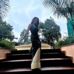 Manasi Naik Instagram - Before I stoop to your level I’ll show you how you aren’t on mine 💋 One thing about me … I will always move with love ❤️ Integrity 🫶🏻 And Pure intentions 🤞🏻 Kuch der Aur…😈🤙🏻!!! Thank you Universe 💫 I will Not Give Up Growing Glowing And Healing ❤️‍🩹 #ManasiNaik #Actor #Performer #Beingme #OnMyOwn #Beauty #OOTD #fashionstyle #MyStyle #Secret #grattitude #Happy #survivor #Growing #Glowing #WorkingHard #WatchMeGrow #ThankYou #SelfRealisation #survivor #Cultured #Morals #Focused #mentalhealthawareness #MentalPeace #NewDreams #NeverGiveUp #newbeginnings 🧿 #CatMomOf12