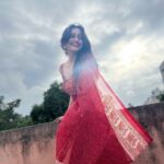 Manasi Naik Instagram - I’m a Very very Boring Baby ! All I do is Work Hard,Make Money And Come Home 🏡❤️🫶🏻 Kuch Der Aur…☔️ Thank you Universe 💫 I will Not Give Up Growing Glowing And Healing ❤️‍🩹 #ManasiNaik #Actor #Performer #Beingme #OnMyOwn #Beauty #OOTD #fashionstyle #MyStyle #Secret #grattitude #Happy #survivor #Growing #Glowing #WorkingHard #WatchMeGrow #ThankYou #SelfRealisation #survivor #Cultured #Morals #Focused #mentalhealthawareness #MentalPeace #NewDreams #NeverGiveUp #newbeginnings 🧿 #CatMomOf12
