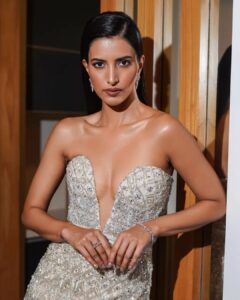 Manasvi Mamgai Instagram - I am like diamond in the sky 💎

@realbollywoodhungama #BHOTTIndiaFest 

Outfit &Styling @saishashindeofficial @officialsaishashinde 
Photo @photoeekaysid 
Hair @arifayadav_make_you_gorgeous