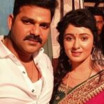 Mani Bhattacharya Instagram - @mani_bhattachariya @singhpawan999 love you mani dii you looking so pretty ❤️❤️❤️❤️❤️❤️❤️dii . . . . . @kajalraghwanisworld - Follow my queenie 2nd I'd everyone ❤️❤️❤️❤️❤️❤️ . . . . . #manibhattacharya #singhpawan999 #trendingsongbhojpuri🔥🔥❤️😚 #bhojpurisong #palangiyaaepiyasonenadiya ❤️❤️❤️❤️