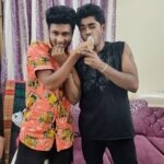 Mani Chandra Instagram - Happyyyy birthday Annaiyaaaa 😘❤️ My Gurunadharrr 🙏🏻❤️ Can’t wait for all the new projects 😍 Waiting for dharisanam 🙏🏻😍