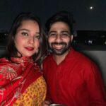 Mansi Srivastava Instagram - #karwachauth vibessssssssss 🫶 Second year ❤️ With this amazing person i call home ❤️❤️❤️ @kapiltejwaniofficial