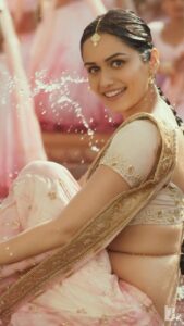Manushi Chhillar Instagram - Yesterday I finished one year of a new journey! Growing up, life was so different that I always considered everything outside of academics, a hobby. I still feel shy telling people that I’m an actor because everything feels so new. I’m still learning and growing and hopefully trying to get better. But all I feel is gratitude towards life and everyone who has supported me. 
Life has been extraordinarily exciting and I pray it’ll always keep me growing ❤️❤️
Thank you @akshaykumar @yrf #drchandraprakashdwivedi @sonu_sood @duttsanjay and everyone who was part of this ❤️❤️
Also, I had most fun shooting this song with @vaibhavi.merchant and team 🤗🤗