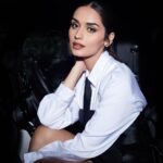 Manushi Chhillar Instagram - Back to basics 🖤🖤