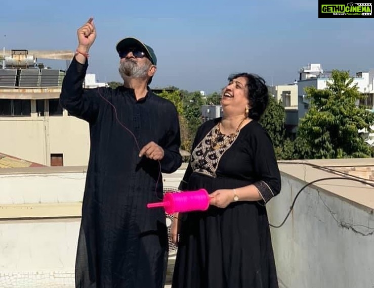 Maulika Patel Instagram - Wow, 40 years of being together! I meant to say 40 years of togetherness 😜filled with love, happy moments, unforgettable memories, the experience of living with or without each other, being each other's backbone without fail, and the occasional fights. How could any couple live without those? 😅 I'm truly proud of you two for setting such a magical example of a relationship and its importance. Everything changes with time, and your relationship has only gotten stronger with each passing day. Your arranged marriage has turned into a love marriage, and I'm so happy for you both. May you continue to be like this for the next 100 years together. It's a great pleasure to see both of you spending time with each other throughout the day, being each other's strength. On this day, I want to encourage both of you to live out the moments you may have missed in your younger years due to work or responsibilities. I love You both😘 Happy 40th anniversary Mummy Pappa ♥️♥️