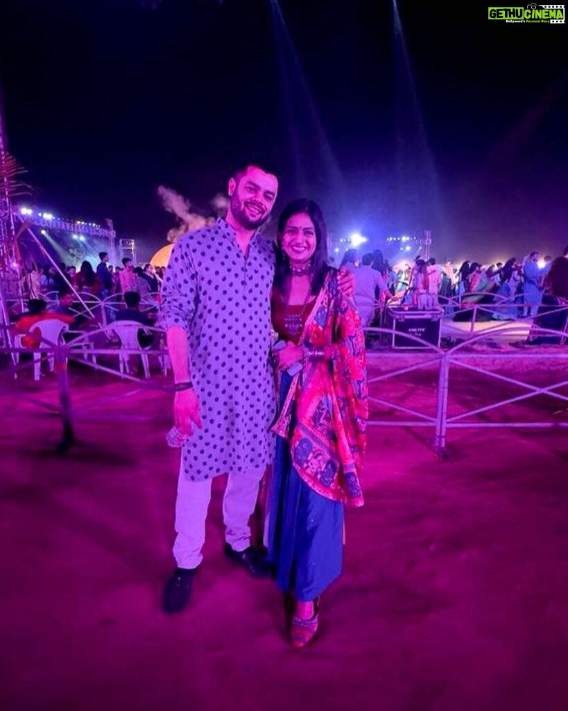 Maulika Patel Instagram - શેરી ગરબા 💫 In Every navratri one fix place like a family event for me @sherigarba 💫 @kuntalamarhansh @jaymeetshah ♥ #love #friendship #sherigarba #ahmedabad #waitingfornextyear #navratri #navratri2023 #garba #indianattire #ilovemyblessedlife💕
