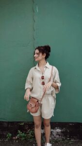 Meenakshi Raveendran Instagram - Shoot for @solace_thelabel w/ @meenakshi.raveendran #fortkochi #streetstyle #streetfashion #photo #photoshoot #fashion #fashionista #solace #reels #reelitfeelit Fort Kochi