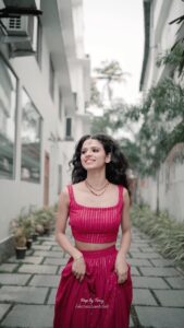 Meenakshi Raveendran Instagram - Thanks for 1.4M ❤️ . . Costumes&styling :@sans_kritidesigns & @ardraswathii Pretty face - @meenakshi.raveendran Behind the lens- @hkcreationsdxb Recorded - @dop_by_tony Magic hands - @shibin4865 Jewellery:@dcjewellersgoldanddiamonds . . . . . . #meenakshiraveendran #udanpanam #trending #keralagram Kochi Kerela, India