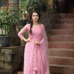 Meenakshi Raveendran Instagram - Unveil the Elegance Outfit by @blush_bridalboutique Mua @makeover_by_mufeee