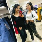 Meenakshi Raveendran Instagram - Hey! Are you Mr. Mirror? You are super handsome, i should confess. I love looking at you every damn time😘 @iam_amelu