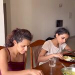 Meenakshi Raveendran Instagram – Meenakshikoot.  #meenakshiraveendran#meenakshi#udanpanam#udanpanam4#cooking#cookingreel#instagramreel#reeltrend