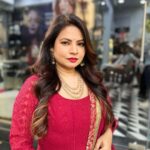 Megha Dhade Instagram - Happy Dashehra To All my Beautiful InstaFamily ❤️🤗 🙏🏻💕🍀🍀 Special thanks to My darling friend @meganmegsofficial for this Beautiful Festive Outfit Love it ❤️❤️❤️❤️