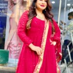 Megha Dhade Instagram - Happy Dashehra To All my Beautiful InstaFamily ❤️🤗 🙏🏻💕🍀🍀 Special thanks to My darling friend @meganmegsofficial for this Beautiful Festive Outfit Love it ❤️❤️❤️❤️