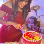 Meghashree Instagram - Thankyou so much guys❤️🧿 I LOVE YOU JASTHI.....❤️🤗🧿 Big Thanks to @golden._.events🤗 You guys made my day so special❤️ . . Location:@escape_valley_resort Outfit:@iyra_designstudio . . #birthday #celebration #may31st #meghashreegowda #friendsforever