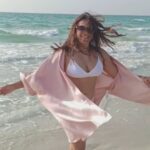 Meghna Naidu Instagram - The problem is not Me... The real problem is your Mind !!! Bas ab dooooooor he rehna 😂 #reelitfeelit #reeloftheday #feeloftheday #meghnanaidu