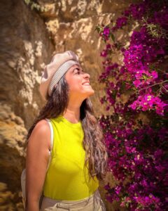 Mitali Mayekar Instagram - Drooling over the bougainvillea, forever and always.🥹😍
📸 @sidchandekar 
👗 @zara 
Styled by- @shivanipatil_ ♥️
#europe #europetrip #travelbug #bogainvillealove #españa #barcelona #vacayvibes #explore #tinypanda