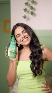 Mitali Mayekar Instagram - Say goodbye to dryness with Nyle Naturals Dryness Hydration shampoo! 🌿 
Experience the gentle care it provides as I use it daily for soft and hydrated locks. Highly recommended!  No harsh chemicals or parabens and enriched with natural goodness. 💚 #GentleHairCare #HydrateYourLocks #nylenaturals