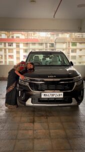 Mitali Mayekar Instagram - माझी लक्ष्मी आली.🧿❤️
#firstcar #diwaliislit