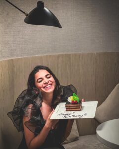 Mitali Mayekar Instagram - 17 years old Mita didn’t even dream of celebrating her birthday while being on a vacation in a different country. 
But here I am, ten years later, living my best life, travelling everywhere, with the love of my life by my side and with all of you lovely people showing their best wishes, blessings and love. Thank you for everything.❤️🌻

Happy happy birthday to me!
Here’s to more travel, more love, more sunshine while getting older and a lil wiser.🤭🥂

📸 @sidchandekar