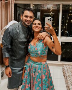 Mitali Mayekar Instagram - Eyes-vanishing smiles.❤️🌸🧿
Jewellery- @silvoguebyranka 
#diwali #diwali2023 #tinypanda
