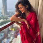 Mithila Palkar Instagram - पहिली दिवाळी 🏠✨ Happy Diwali, everyone! Here’s wishing you the brightest and loveliest year! Be safe ♥️ Saree @sawenchi Jewellery @houseofaadyaa