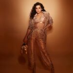 Mithila Palkar Instagram - Bringing in the festive szn shine ✨ Wearing @tatwammcouture Choker @varnikaaroraofficial Bag @haands_free Makeup @sahithya.shetty Hair @suhasshinde1 📸 @shivamguptaphotography Styled by @shreejarajgopal @drapingdreams.inc