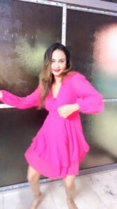 Mohini Ghosh Instagram - #trending #reelsinstagram #reelsinsta #viral #viralvideos