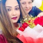 Mohini Ghosh Instagram - Last night bday party 🎉🥳🎂thnk you all🥰🥰
