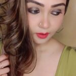 Mohini Ghosh Instagram - I love this song 💞😍