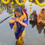 Mohini Ghosh Instagram - Chatthi maiyaa ki jai! ☀️🙏 #chhathpuja