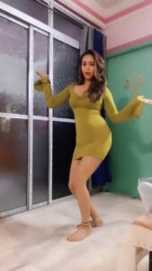 Mohini Ghosh Instagram - Is tute dil ki peer sahi na jaye💔#reelsinstagram #reelsvideo #viral #viralvideos