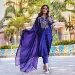 Monica Khanna Instagram - बहुत मिलेंगे हसीन चेहरे दुनिया के बाज़ार में वो मुक्कदर से मिलता है जिसका 'दिल' खुबसूरत होता है।।। Captured by -@atharvapadhye01 Wearing @bibaindia @pratikshachandak #शायरी #shayari #gulzaar #love #pyar #mohabbat #ishq #mondaymorning #kindnessovereverything #happiness#filmiladki #monikakhanna #teji #ikkkudipunjabidii #instalove #instagram #instagood #monikakhanna #selfmusing #gratitude #begoodtoyourself #instapost #instapicture #instadaily