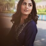 Monica Khanna Instagram - बदनामी का डर हो तो मोहब्बत छोड़ दो, इश्क की गलियों में आओगे तो चर्चे जरूर होंगे। 📸-@atharvapadhye01 #शायरी #shayari #gulzaar #love #pyar #mohabbat #ishq #mondaymorning #kindnessovereverything #happiness#filmiladki #monikakhanna #teji #ikkkudipunjabidii #instalove #instagram #instagood #monikakhanna #selfmusing #gratitude #begoodtoyourself #instapost #instapicture #instadaily