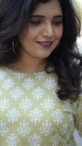 Mukta Barve Instagram - New Summer collection Loading 🌞

Dresscode : MMB-004

• Available in all sizes 

- Limited stock 💕

Muse : @muktabarve 😍

MUA : @gayatridhanve_mua 

Shot by : @prashantdhanvephotography