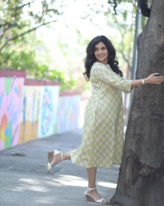 Mukta Barve Instagram - Get summer ready with us ♥️

Dresscode : MMB -004

Available in all sizes! 

In frame : @muktabarve 

Neck piece : @saajbyshalaka 

MUA : @gayatridhanve_mua 

Shot by : @prashantdhanvephotography

#womenwear #cottoncoordsets #womenfashion #indianfashion @retro #fashionblogger #fashionstyle #sustainablefashion #cotton #ootd #style #styling #actor #fsshionista #muktabarve #collaboration #marathimandaldubai #dubai #clientdiaries #client #dubaiexpact #dubai🇦🇪 #online #homegrown #brand #onlinebusiness #onlineshopping #vocalforlocal #india #marathimulgi #fashiongram